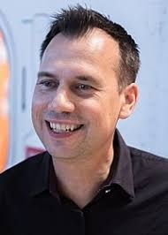 известные личности. себастьян фитцек фото. фитцек в молодости. Fitzek. петера фитцека.