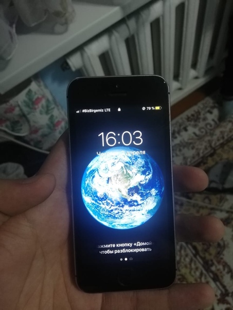 Apple iPhone SE