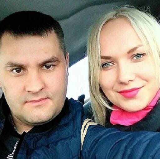Мужчина в одиночку воспитывал пятерых детей на скромную зарплату и пособия Мать семейства бросила семью и ушла в запой.Но вскоре нашлась женщина, которая сделала семью по настоящему